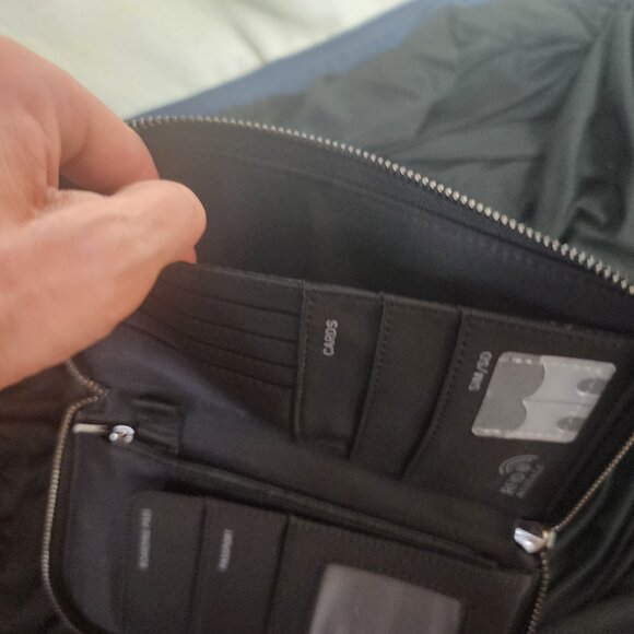 Nordace Black RFID Blocking Passport Sim SD Card ID Window Smart Wallet Wristlet - Picture 14 of 16